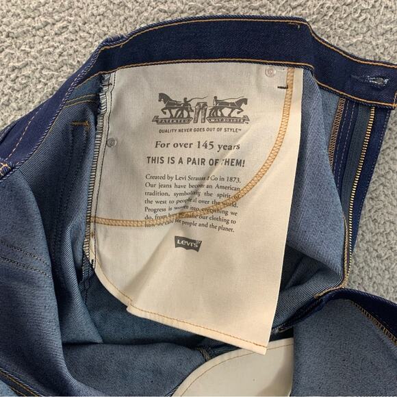 Levi's 517 Bootcut Denim Jeans Men's Blue Dark Wash  NWT  |  Size:  42 x 30 - Picture 14 of 16